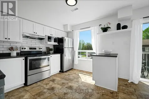 320 Wiffen Private Ottawa ON K2H 1G3