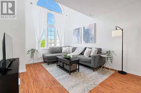 320 Wiffen Private Ottawa ON K2H 1G3