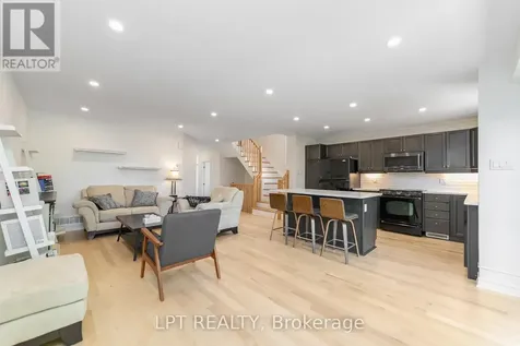 275 Tewsley Drive Ottawa ON K1V 0Y6