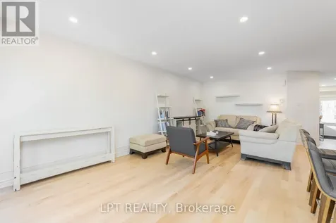 275 Tewsley Drive Ottawa ON K1V 0Y6