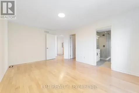 275 Tewsley Drive Ottawa ON K1V 0Y6