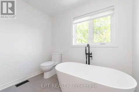 275 Tewsley Drive Ottawa ON K1V 0Y6