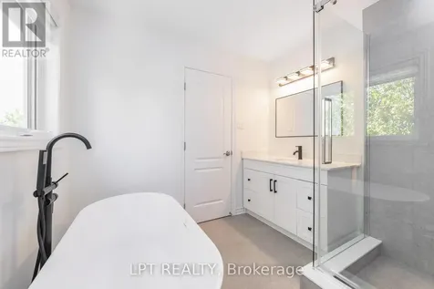275 Tewsley Drive Ottawa ON K1V 0Y6