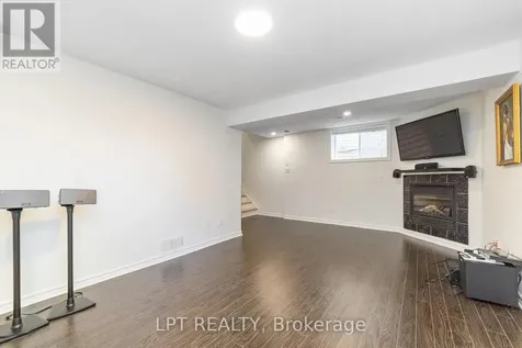 275 Tewsley Drive Ottawa ON K1V 0Y6