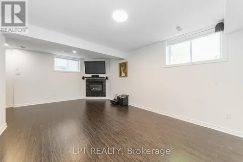 275 Tewsley Drive Ottawa ON K1V 0Y6