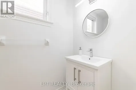 275 Tewsley Drive Ottawa ON K1V 0Y6