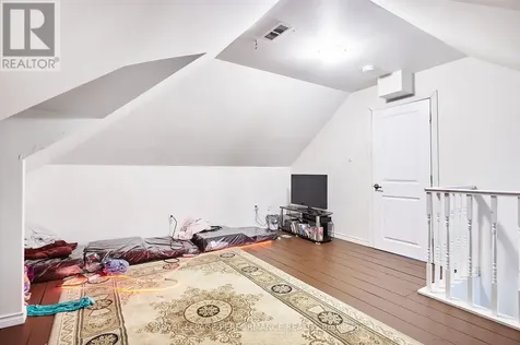 26 Aylmer Avenue Ottawa ON K1S 2W9
