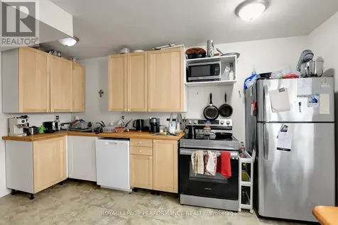 26 Aylmer Avenue Ottawa ON K1S 2W9