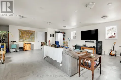 26 Aylmer Avenue Ottawa ON K1S 2W9