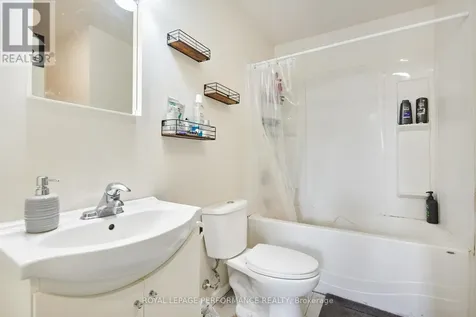 26 Aylmer Avenue Ottawa ON K1S 2W9