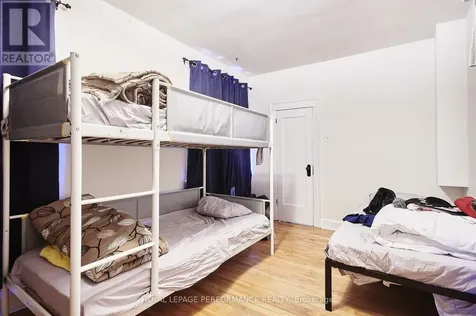 26 Aylmer Avenue Ottawa ON K1S 2W9