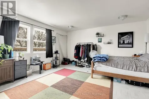 26 Aylmer Avenue Ottawa ON K1S 2W9