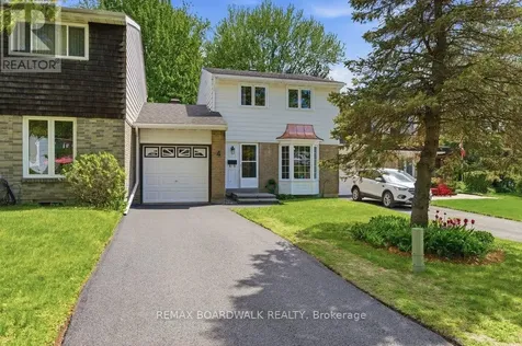 4 Glen Park Drive Ottawa ON K1B 3Z2