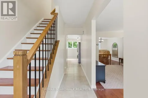 4 Glen Park Drive Ottawa ON K1B 3Z2