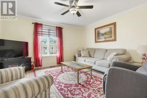 99 Queen Street North Renfrew ON K7V 2A4