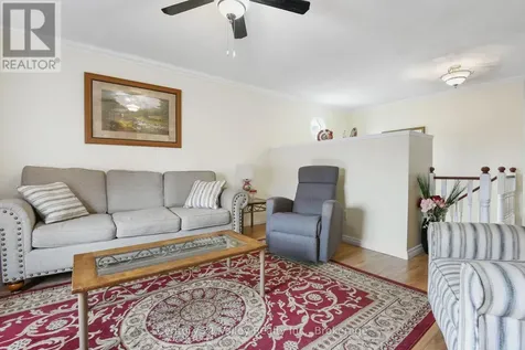 99 Queen Street North Renfrew ON K7V 2A4