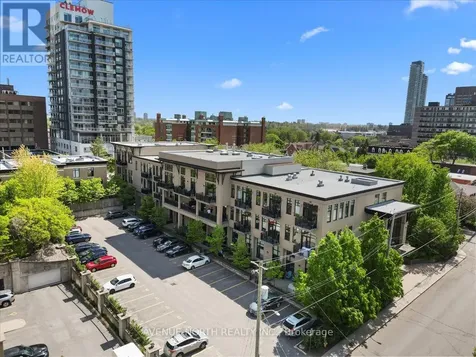 300 Powell Avenue Ottawa ON K1S 5T3