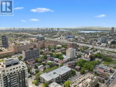 300 Powell Avenue Ottawa ON K1S 5T3