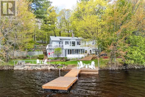 93 Bilsborrow Trail Petawawa ON K8H 2W8