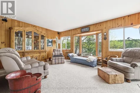 93 Bilsborrow Trail Petawawa ON K8H 2W8
