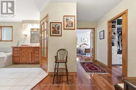 93 Bilsborrow Trail Petawawa ON K8H 2W8