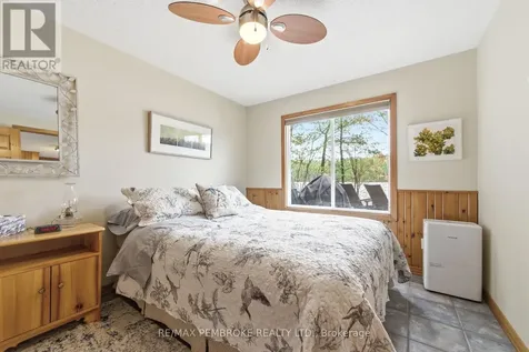 93 Bilsborrow Trail Petawawa ON K8H 2W8