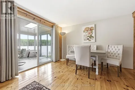 93 Bilsborrow Trail Petawawa ON K8H 2W8