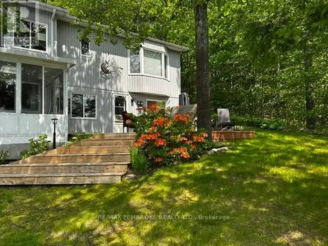 93 Bilsborrow Trail Petawawa ON K8H 2W8