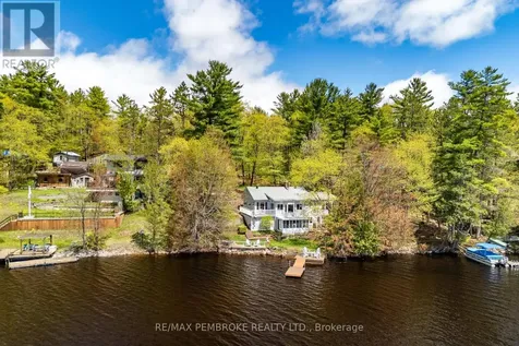93 Bilsborrow Trail Petawawa ON K8H 2W8