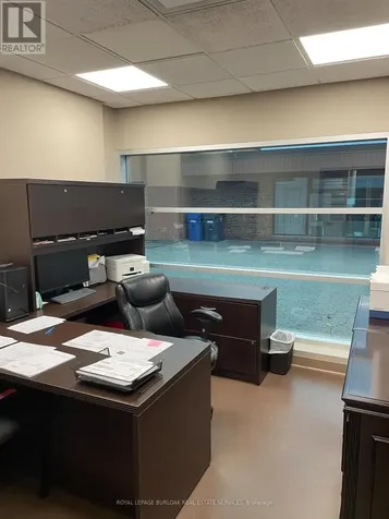2076 Speers Road Oakville (qe Queen Elizabeth) ON L6L 2X8