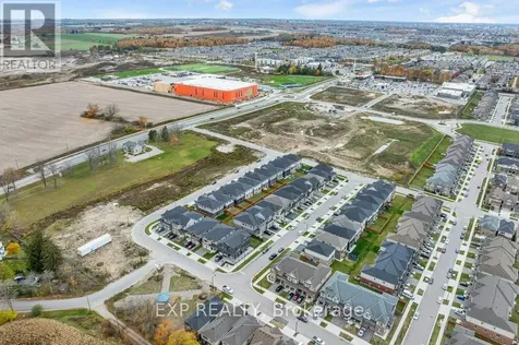 43 Sugar Trail Kitchener ON N2R 0S5