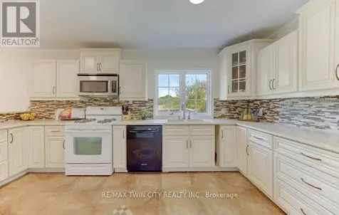 3429 Nafziger Road Wellesley ON N0B 2T0