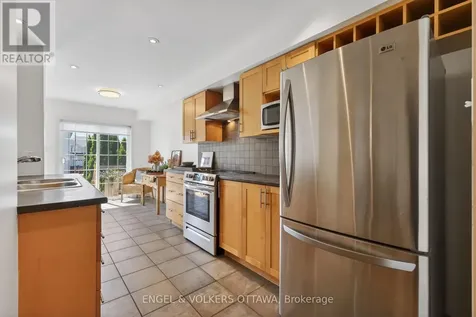 103 Goldwood Private Ottawa ON K2J 0P4