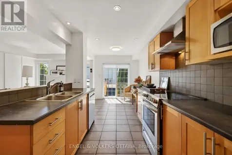 103 Goldwood Private Ottawa ON K2J 0P4