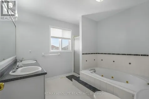 879 Paradise Crescent Ottawa ON K4A 3S4