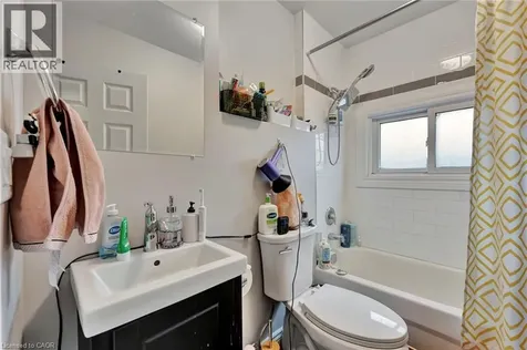 70 Belview Avenue Hamilton ON L8L 7K8