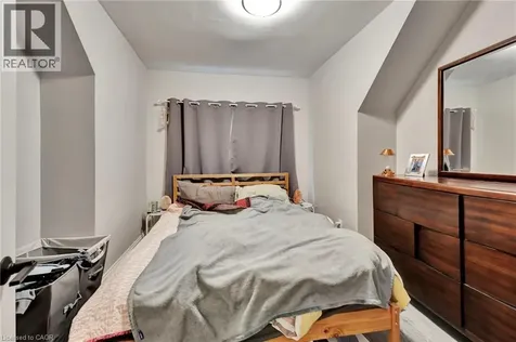 70 Belview Avenue Hamilton ON L8L 7K8