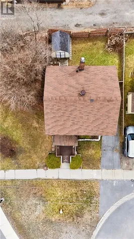 10 Keziah Court Sudbury ON P3B 2T6