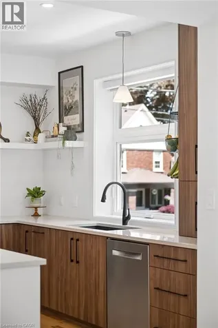 77 Bingeman Street Kitchener ON N2H 2R9