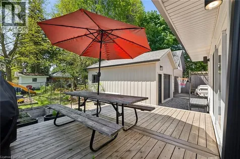 77 Bingeman Street Kitchener ON N2H 2R9