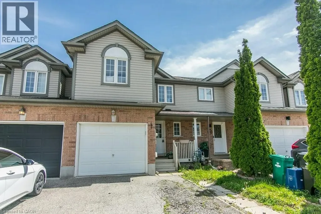 71 Foxglove Crescent Kitchener ON N2E 3Y8