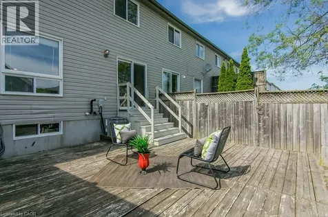 71 Foxglove Crescent Kitchener ON N2E 3Y8