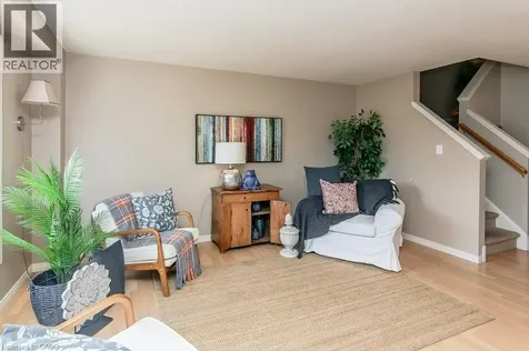 71 Foxglove Crescent Kitchener ON N2E 3Y8