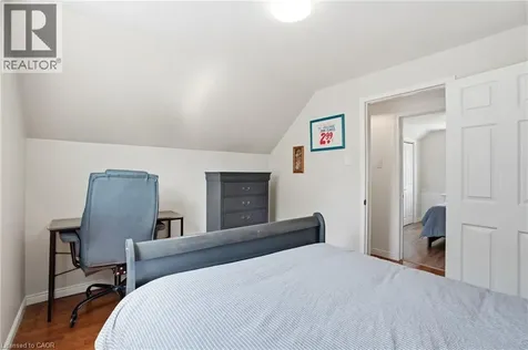 261 Andrew Street Newmarket ON L3Y 1H1