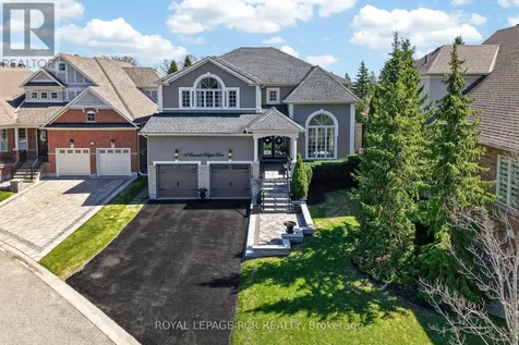 14 Emerald Heights Drive Whitchurch-stouffville ON L4A 0C8