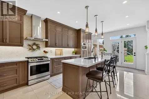 14 Emerald Heights Drive Whitchurch-stouffville ON L4A 0C8