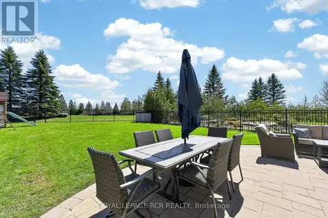 14 Emerald Heights Drive Whitchurch-stouffville ON L4A 0C8