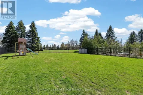 14 Emerald Heights Drive Whitchurch-stouffville ON L4A 0C8