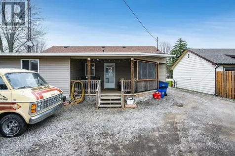 6 Standaert Road Chatham ON N7M 5J7