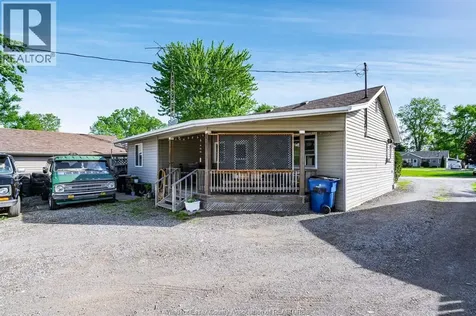 6 Standaert Road Chatham ON N7M 5J7